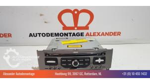 Używane Radioodtwarzacz CD Peugeot 308 (4A/C) 1.6 HDi Cena € 400,00 Procedura marży oferowane przez Alexander Autodemontage