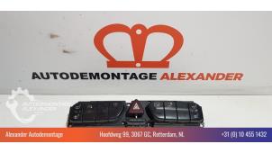Gebrauchte Panikbeleuchtung Schalter Mercedes CLK (W209) 2.7 270 CDI 20V Preis € 150,00 Margenregelung angeboten von Alexander Autodemontage