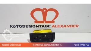 Gebrauchte ASR Schalter Kia Rio III (UB) 1.1 CRDi VGT 12V Preis € 15,00 Margenregelung angeboten von Alexander Autodemontage