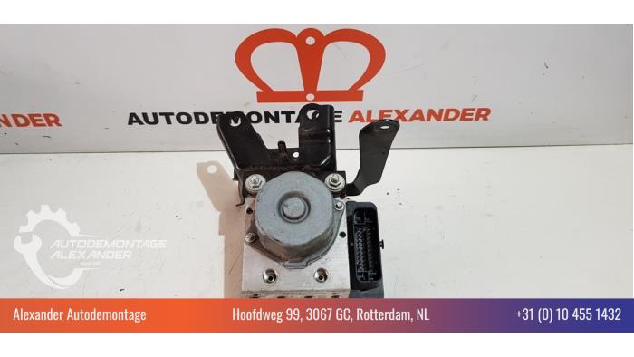 Begagnade ABS-pump Toyota Aygo (B40) 1.0 12V VVT-i Pris € 65,00 Marginaltabell erbjuds av Alexander Autodemontage