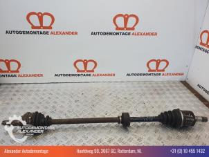 Used Front drive shaft, right Honda Civic (EP/EU) 1.4 16V Price € 150,00 Margin scheme offered by Alexander Autodemontage