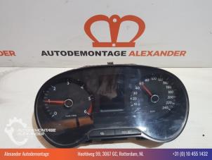 Używane Tablica rozdzielcza Volkswagen Polo V (6R) 1.2 TDI 12V BlueMotion Cena € 70,00 Procedura marży oferowane przez Alexander Autodemontage