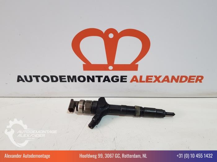 Usagé Injecteurs Toyota Corolla (E12) 2.0 D-4D 16V 90 Prix € 100,00 Règlement à la marge proposé par Alexander Autodemontage