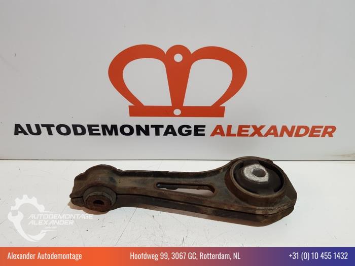 Used Engine mount Renault Twingo II (CN) 1.2 Price € 25,00 Margin scheme offered by Alexander Autodemontage