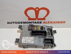Usagé Boîte à fusibles Peugeot Bipper (AA) 1.3 HDI Prix € 40,00 Règlement à la marge proposé par Alexander Autodemontage