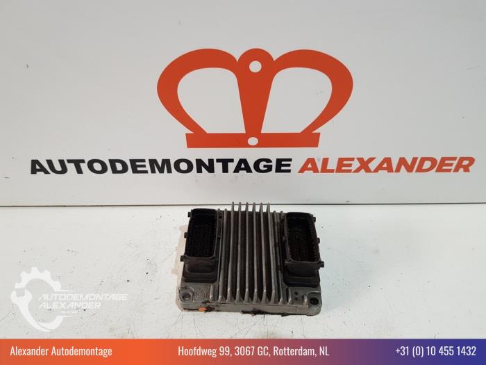 Used Engine management computer Opel Astra G Caravan (F35) 1.7 DTI 16V Eco4 Price € 100,00 Margin scheme offered by Alexander Autodemontage