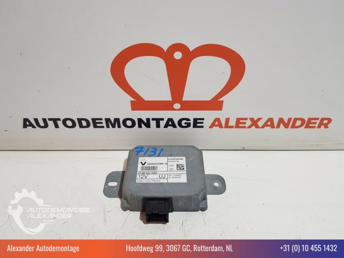 Usagé Ordinateur direction assistée Renault Scénic III (JZ) 1.2 16V TCe 115 Energy Prix € 70,00 Règlement à la marge proposé par Alexander Autodemontage