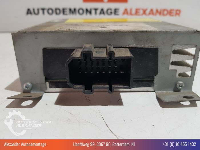 Radio Amplifier Audi A4 Avant 1.9 TDI - 8E5035223 HARMAN