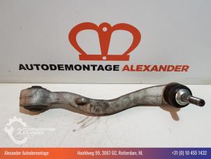 Used Front lower wishbone, right BMW 5 serie (E60) 530d 24V Price € 40,00 Margin scheme offered by Alexander Autodemontage