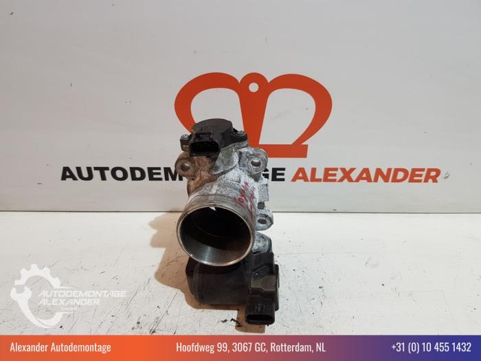 Usagé Valve RGE Toyota Corolla Verso (R10/11) 2.2 D-4D 16V Prix € 50,00 Règlement à la marge proposé par Alexander Autodemontage