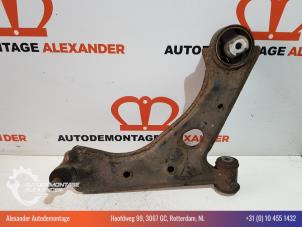 Usagé Bras de suspension avant droit Alfa Romeo MiTo (955) 1.3 JTDm 16V Prix € 20,00 Règlement à la marge proposé par Alexander Autodemontage