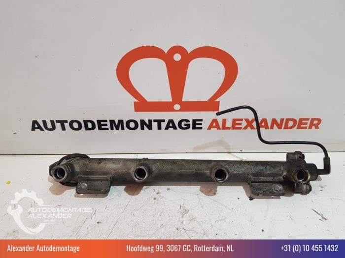Usagé Système d'injection Opel Astra G (F08/48) 2.2 16V Prix € 50,00 Règlement à la marge proposé par Alexander Autodemontage
