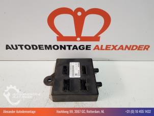 Używane Glówny modul elektroniczny Renault Clio IV (5R) 0.9 Energy TCE 90 12V Cena € 180,00 Procedura marży oferowane przez Alexander Autodemontage