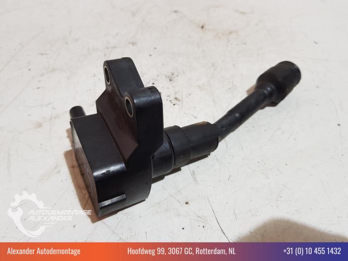 Pen ignition coil from a Ford Fiesta 6 (JA8) 1.0 EcoBoost 12V 100 2016