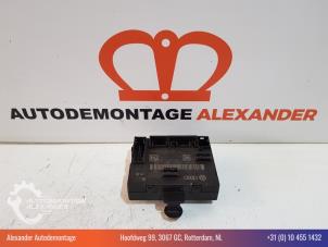 Begagnade Centrallåsmodul Audi A5 (8T3) 2.7 TDI V6 24V Pris € 40,00 Marginaltabell erbjuds av Alexander Autodemontage