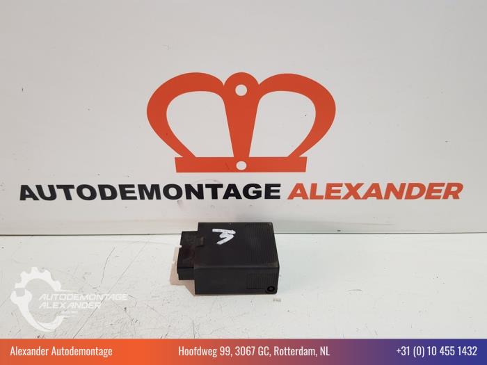 Używane Przekaznik Mercedes Vito (638.0) 2.2 CDI 108 16V Cena na żądanie oferowane przez Alexander Autodemontage