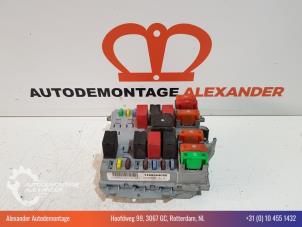 Usagé Boîte à fusibles Citroen Jumper (U9) 2.2 HDi 120 Euro 4 Prix € 80,00 Règlement à la marge proposé par Alexander Autodemontage
