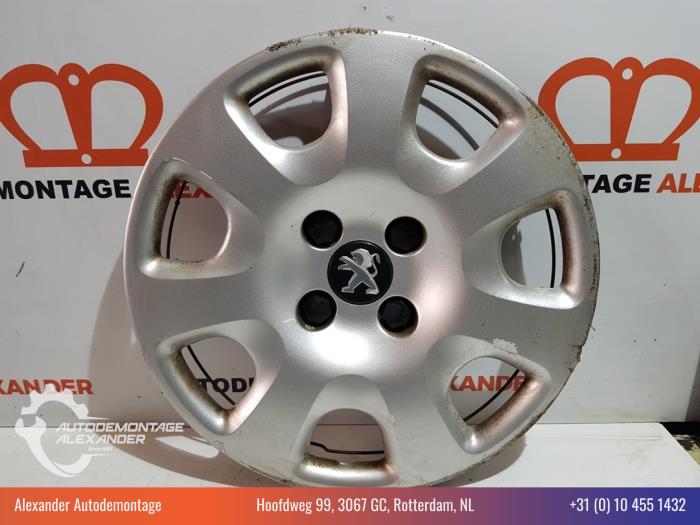 Wheel cover (spare) from a Peugeot Partner (GC/GF/GG/GJ/GK) 1.6 BlueHDi 100 2015
