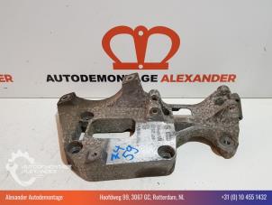 Used Alternator upper bracket Volkswagen Golf VI Variant (AJ5/1KA) 1.6 TDI 16V 105 Price € 45,00 Margin scheme offered by Alexander Autodemontage