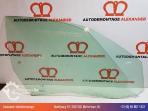 Używane Szyba drzwi prawych wersja 2-drzwiowa Audi A3 Cabriolet (8P7) 1.8 TFSI 16V Cena € 40,00 Procedura marży oferowane przez Alexander Autodemontage