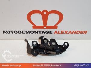 Used Bonnet lock mechanism Nissan Qashqai (J10) 1.5 dCi Price € 30,00 Margin scheme offered by Alexander Autodemontage