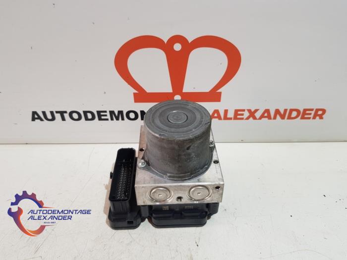 Pompe ABS Opel Astra K, 2015 / 2022 1.0 SIDI Turbo 12V, Berline avec hayon arrière, 4 portes, Essence, 999cc, 77kW (105pk), FWD, D10XFL; DTEMP, 2018-06 / 2019-08 (Occasion)