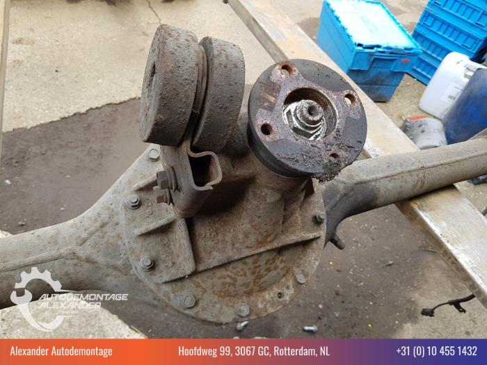 Rear wheel drive rear axle Hyundai H-300 2.5 CRDi - XXXX265