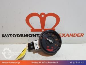 Used Tachometer Renault Twingo II (CN) 1.5 dCi 90 FAP Price on request offered by Alexander Autodemontage