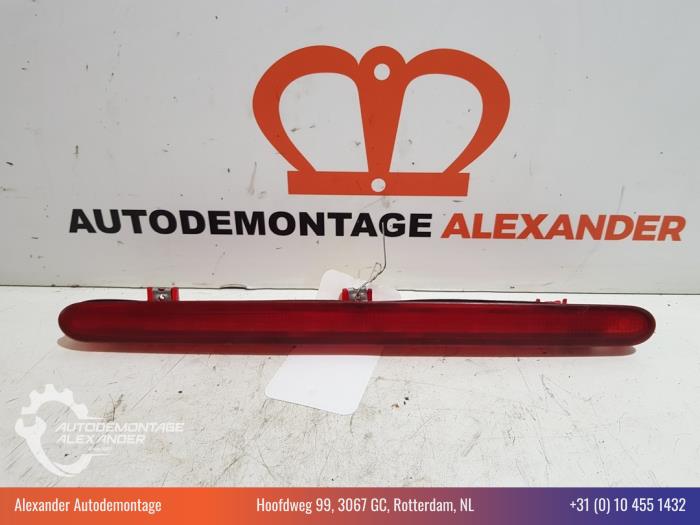 Third brake light Volkswagen Touran 1.6 FSI 16V 1T0945097A VOLKSWAGEN