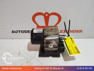 Used ABS pump Opel Vivaro 2.0 CDTI Price € 150,00 Margin scheme offered by Alexander Autodemontage