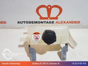 Usagé Réservoir d'expansion Mitsubishi Outlander (GF/GG) 2.0 16V PHEV 4x4 Prix € 25,00 Règlement à la marge proposé par Alexander Autodemontage
