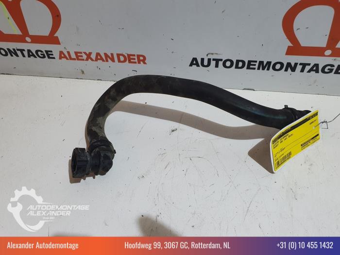 Usagé Conduit (divers) Peugeot 308 SW (L4/L9/LC/LJ/LR) 1.6 BlueHDi 115 Prix € 30,00 Règlement à la marge proposé par Alexander Autodemontage