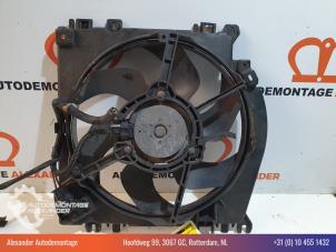 Used Cooling fans Renault Clio III (BR/CR) 1.2 16V 75 Price € 25,00 Margin scheme offered by Alexander Autodemontage