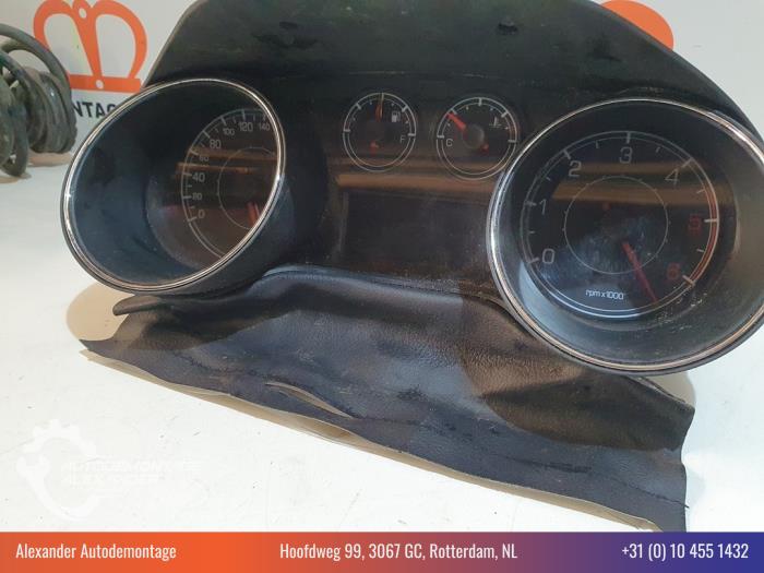 Begagnade Instrumentpanel Fiat Bravo (198A) 1.6 JTD Multijet 105 Pris € 70,00 Marginaltabell erbjuds av Alexander Autodemontage