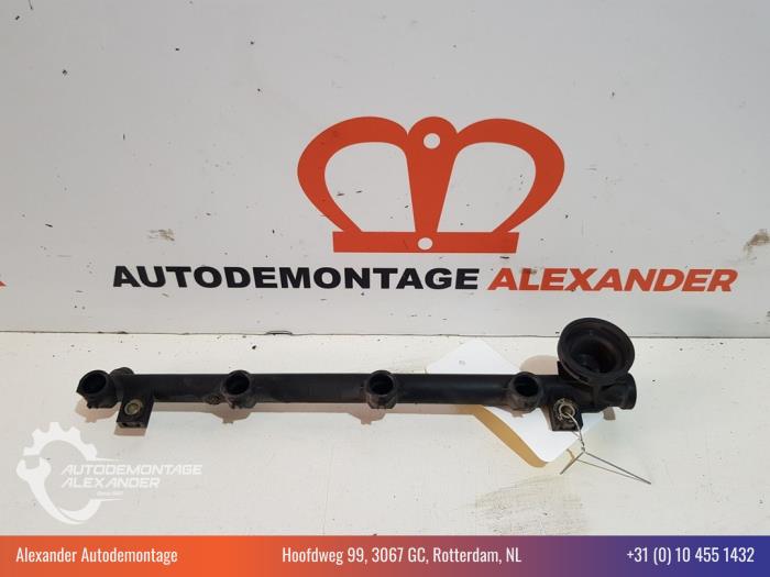 Usagé Système d'injection Renault Twingo II (CN) 1.2 Prix € 9,95 Règlement à la marge proposé par Alexander Autodemontage