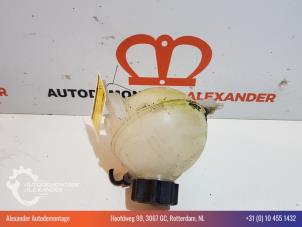 Used Expansion vessel Citroen C4 Picasso (UD/UE/UF) 1.6 HDi 16V 110 Price on request offered by Alexander Autodemontage