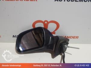 Used Wing mirror, left Peugeot 407 SW (6E) 2.0 HDiF 16V Price € 40,00 Margin scheme offered by Alexander Autodemontage