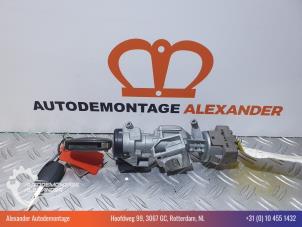 Gebrauchte Zündschloss + Schlüssel Ford Focus 3 Wagon 1.6 TDCi 95 Preis auf Anfrage angeboten von Alexander Autodemontage