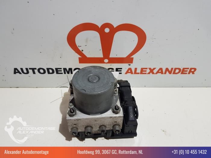 Begagnade ABS-pump Citroen C4 Berline (LC) 1.6 16V Pris € 15,00 Marginaltabell erbjuds av Alexander Autodemontage