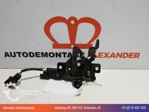 Used Hood lever Hyundai i10 (B5) 1.2 16V Price on request offered by Alexander Autodemontage