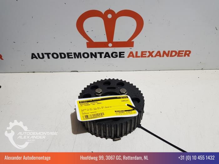Begagnade Kamaxeldrev Volkswagen Touran (1T1/T2) 1.9 TDI 105 Pris på förfrågan erbjuds av Alexander Autodemontage