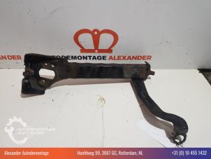 Used Subframe Renault Grand Scénic III (JZ) 1.6 dCi Price on request offered by Alexander Autodemontage