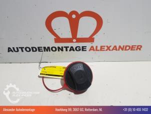 Used Fuel cap Opel Corsa D 1.0 Price € 10,00 Margin scheme offered by Alexander Autodemontage