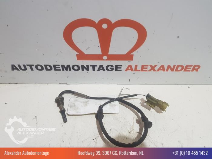 Usagé Capteur température d'Echappement Opel Corsa D 1.3 CDTi 16V ecoFLEX Prix € 50,00 Règlement à la marge proposé par Alexander Autodemontage