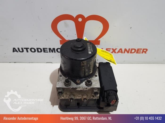 Begagnade ABS-pump Volkswagen Touran (1T1/T2) 1.6 FSI 16V Pris € 23,99 Marginaltabell erbjuds av Alexander Autodemontage
