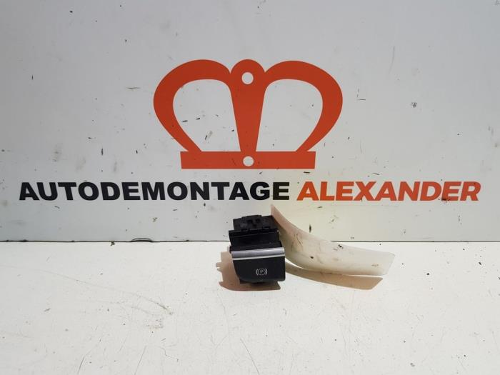 Gebrauchte Handbremse Schalter Audi A3 Sportback (8VA/8VF) 1.4 16V g-tron Preis € 20,00 Margenregelung angeboten von Alexander Autodemontage