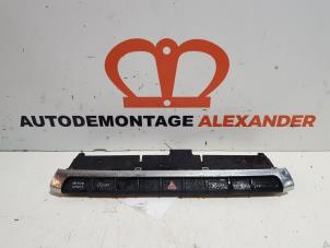 Usagé Commutateur éclairage d'urgence Audi A3 Sportback (8VA/8VF) 1.4 TFSI ACT Ultra 16V Prix sur demande proposé par Alexander Autodemontage