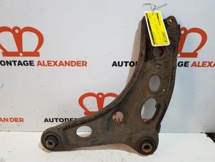 Used Front wishbone, left Opel Vivaro 2.0 CDTI 16V Price € 40,00 Margin scheme offered by Alexander Autodemontage