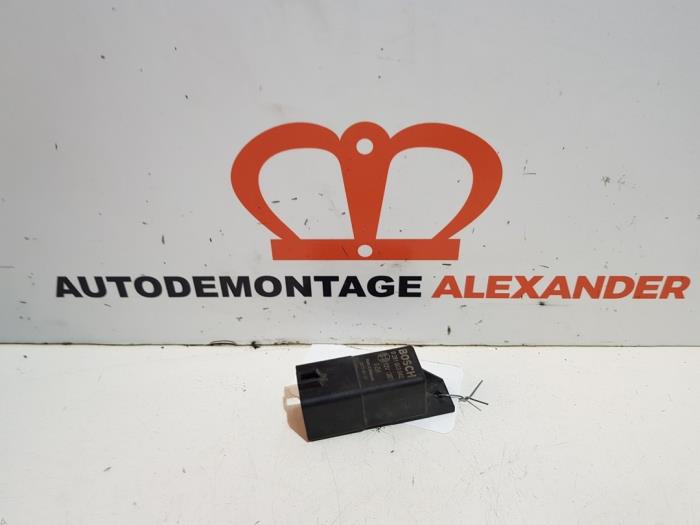 Glow plug relay Seat ST 1.2 TDI 0281003042