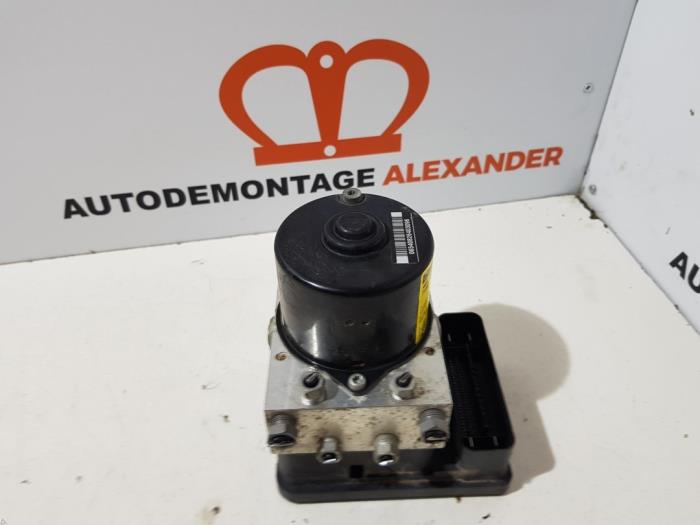 Usagé Pompe ABS Ford Focus 2 1.8 TDCi 16V Prix € 39,99 Règlement à la marge proposé par Alexander Autodemontage
